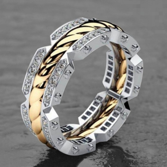 COPY - Gold/Silver ring size 10 - Picture 2 of 4